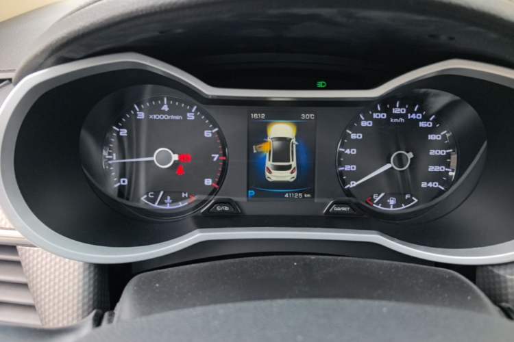 Used Geely Auto Emgrand GS 2016 Sport Edition 1.3T Automatic ZhenShang Model Instrument Cluster