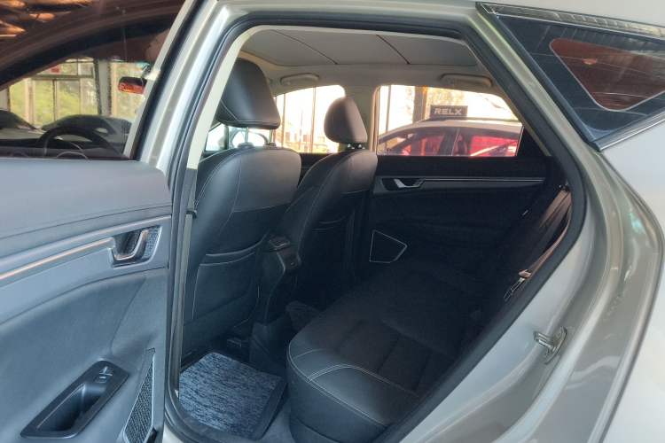 Used Geely Auto Emgrand GS 2016 Sport Edition 1.3T Manual LingShang Model Interior 2
