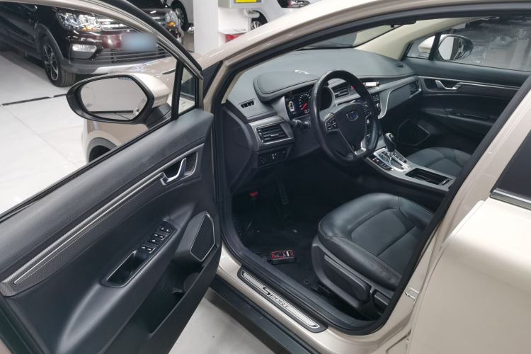 Used Geely Auto Emgrand GS 2016 Sport Edition 1.8L Automatic LingShang Model Interior 3