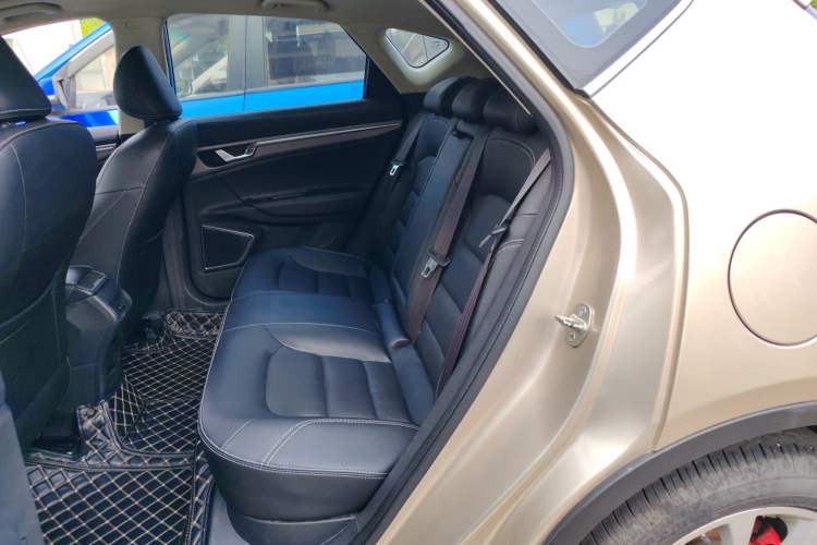 Used Geely Auto Emgrand GS 2016 Sport Edition 1.3T Manual LingShang Model Interior 4