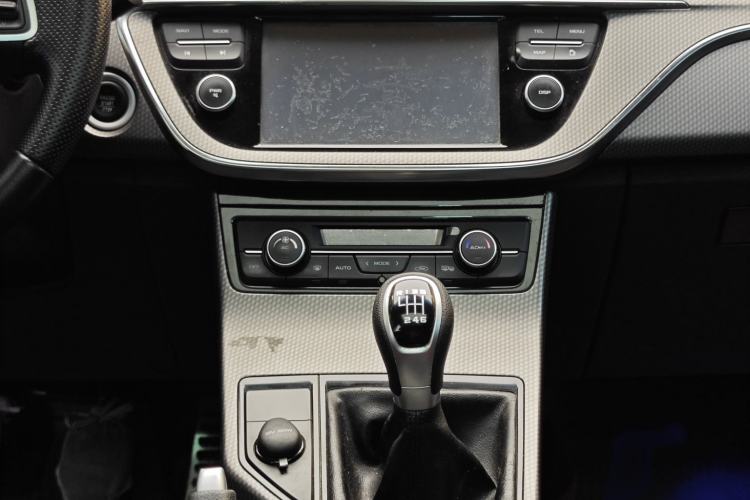 Used Geely Auto Emgrand GS 2016 Sports Edition 1.8L Manual LingShang Model Interior 6