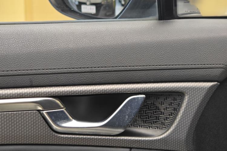 Used Geely Auto Emgrand GS 2016 Sports Edition 1.8L Manual LingShang Model Interior 9