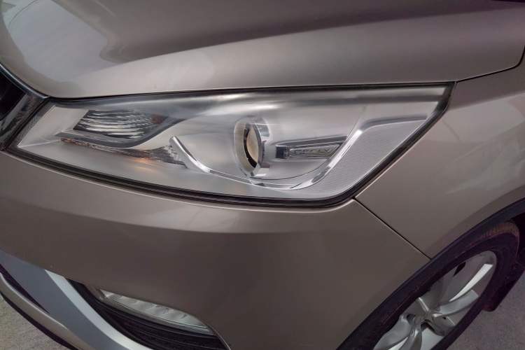 Used Geely Auto Emgrand GS 2016 Elegant Edition 1.8L Automatic LingShang Model Left Front Headlight
