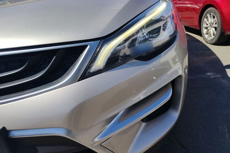 Used Geely Auto Emgrand GS 2016 Sport Edition 1.3T Automatic LingShang Model Left Front Headlight