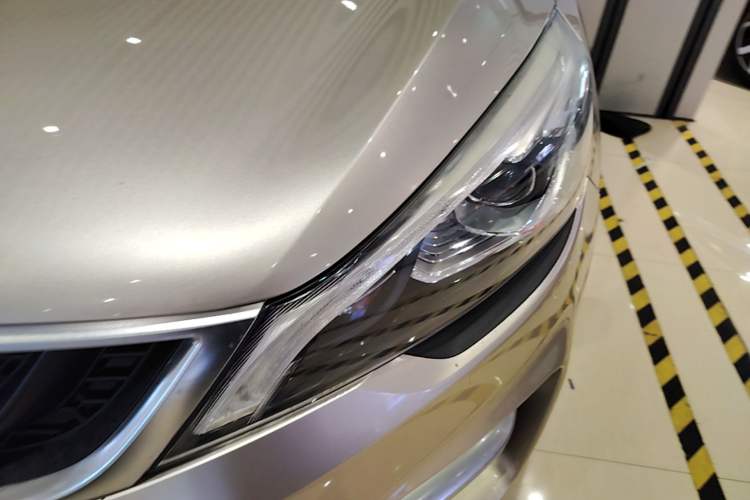 Used Geely Auto Emgrand GS 2016 Sports Edition 1.8L Manual LingShang Model Left Front Headlight