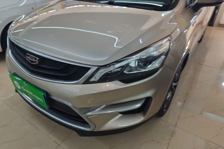 Used Geely Auto Emgrand GS 2016 Sport Edition 1.3T Automatic ZhenShang Model Left Front Headlight