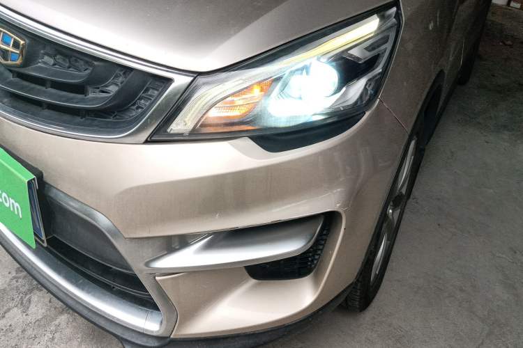 Used Geely Auto Emgrand GS 2016 Sport Edition 1.8L Automatic LingShang Model Left Front Headlight