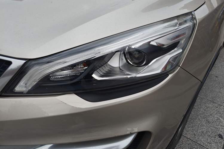 Used Geely Auto Emgrand GS 2016 Sport Edition 1.8L Automatic LingShang Model Left Front Headlight
