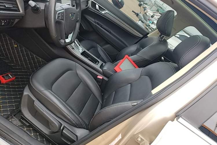 Used Geely Auto Emgrand GS 2016 Elegant Edition 1.3T Automatic LingShang Model Left Front Seat