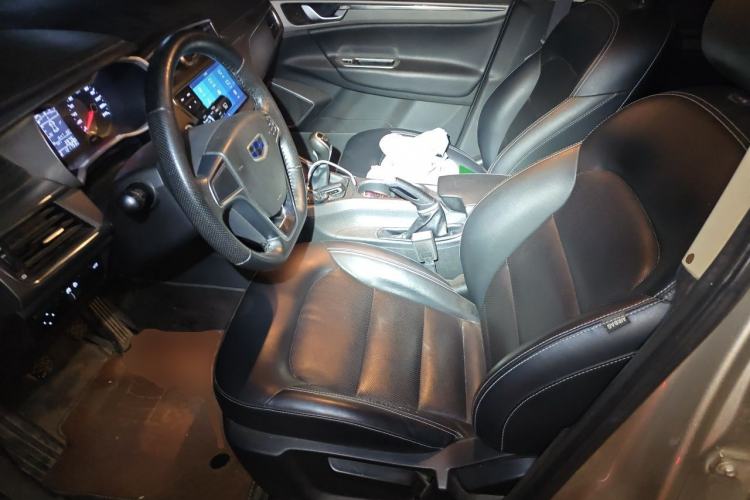 Used Geely Auto Emgrand GS 2016 Elegant Edition 1.3T Manual LingShang Model Left Front Seat