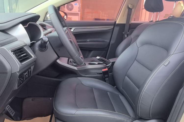 Used Geely Auto Emgrand GS 2016 Sport Edition 1.3T Manual LingShang Model Left Front Seat