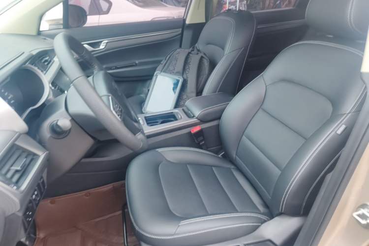 Used Geely Auto Emgrand GS 2016 Sport Edition 1.3T Automatic LingShang Model Left Front Seat