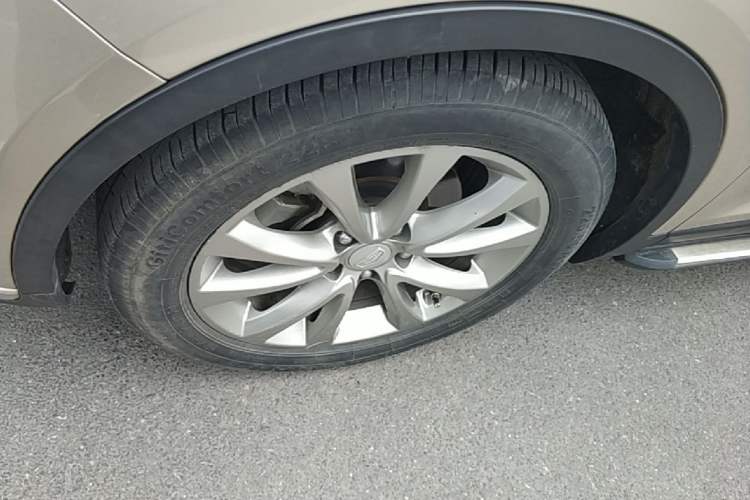 Used Geely Auto Emgrand GS 2016 Elegant Edition 1.8L Manual LingShang Model Left Front Wheel Hub