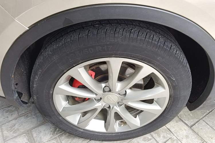 Used Geely Auto Emgrand GS 2016 Sport Edition 1.8L Automatic LingShang Model Left Front Wheel Hub