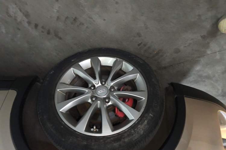 Used Geely Auto Emgrand GS 2016 Sport Edition 1.8L Automatic LingShang Model Left Front Wheel Hub