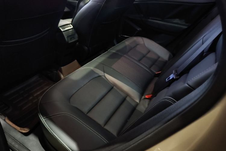 Used Geely Auto Emgrand GS 2016 Sports Edition 1.8L Manual LingShang Model Left Rear Seat