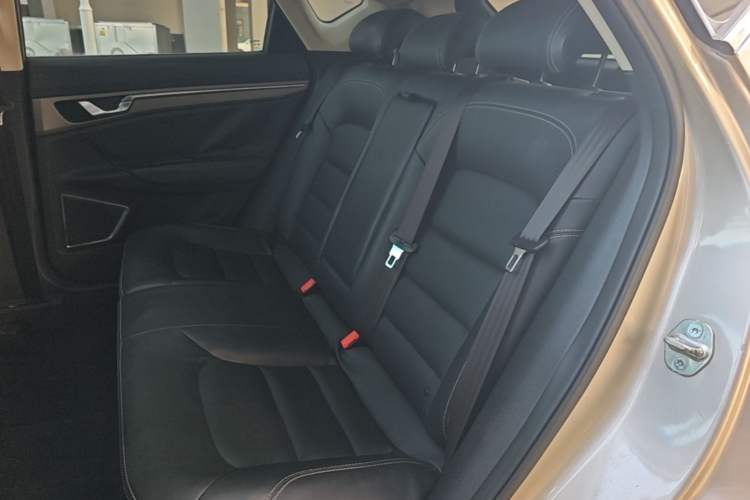 Used Geely Auto Emgrand GS 2016 Sport Edition 1.3T Automatic LingShang Model Left Rear Seat