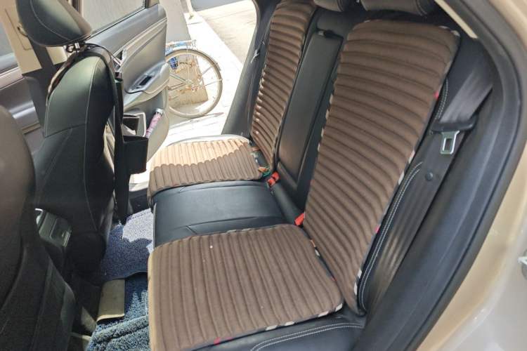 Used Geely Auto Emgrand GS 2016 Elegant Edition 1.8L Automatic LingShang Model Left Rear Seat