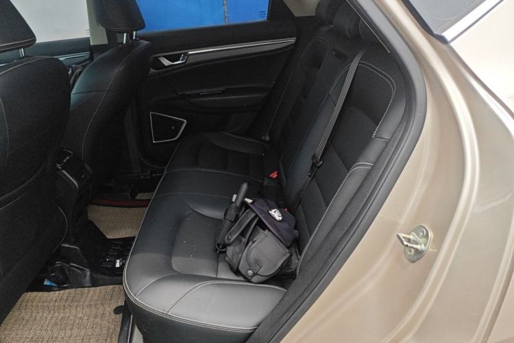 Used Geely Auto Emgrand GS 2016 Sport Edition 1.8L Automatic LingShang Model Left Rear Seat