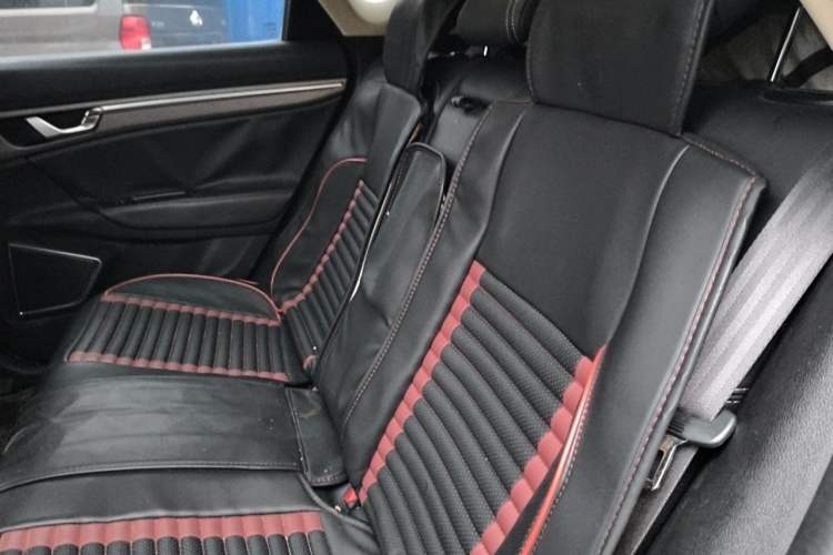 Used Geely Auto Emgrand GS 2016 Sports Edition 1.8L Manual LingShang Model Left Rear Seat
