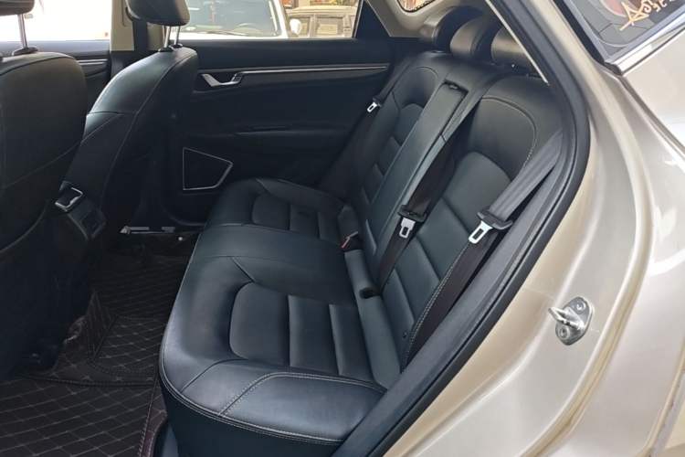 Used Geely Auto Emgrand GS 2016 Sport Edition 1.8L Automatic LingShang Model Left Rear Seat