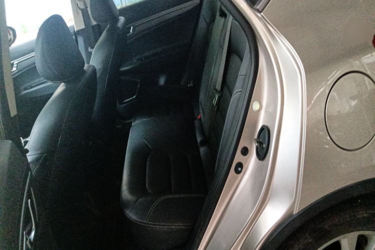 Used Geely Auto Emgrand GS 2016 Sport Edition 1.8L Automatic LingShang Model Left Rear Seat