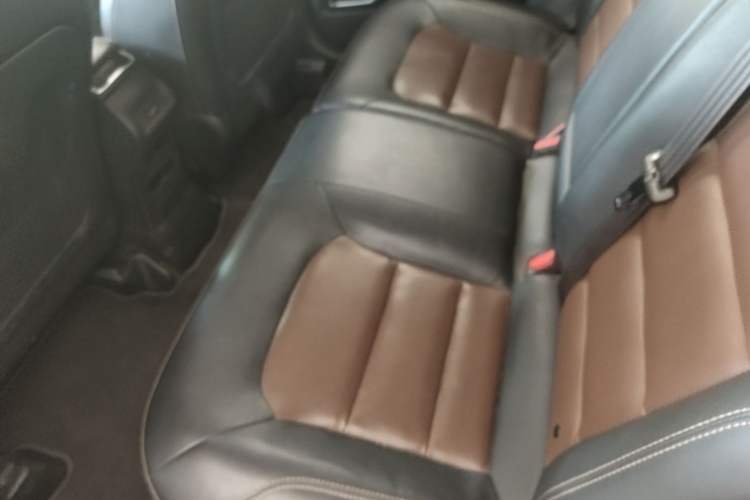 Used Geely Auto Emgrand GS 2016 Sport Edition 1.3T Automatic ZhenShang Model Left Rear Seat