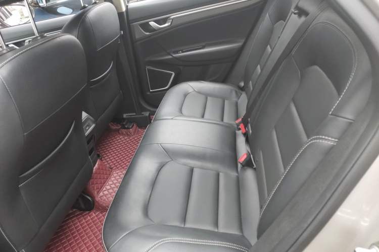 Used Geely Auto Emgrand GS 2016 Sport Edition 1.8L Automatic LingShang Model Left Rear Seat