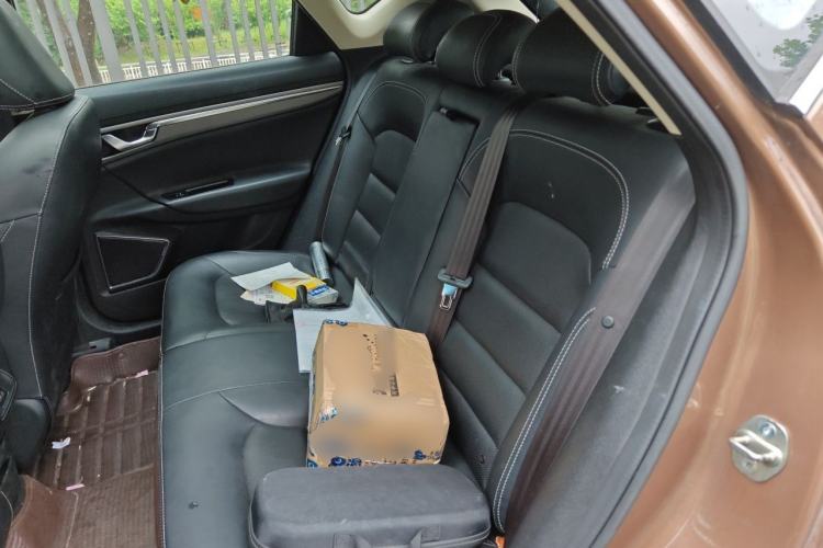 Used Geely Auto Emgrand GS 2016 Sport Edition 1.3T Manual LingShang Model Left Rear Seat