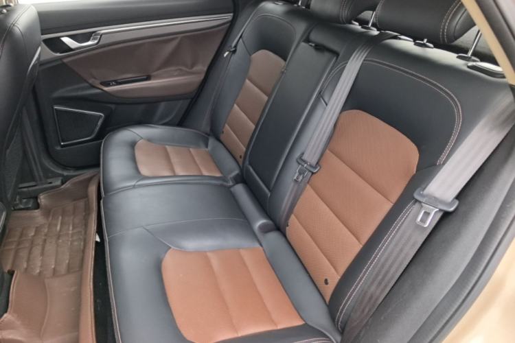 Used Geely Auto Emgrand GS 2016 Sport Edition 1.3T Automatic ZhenShang Model Left Rear Seat