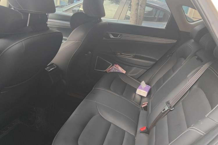 Used Geely Auto Emgrand GS 2016 Sports Edition 1.8L Manual LingShang Model Left Rear Seat