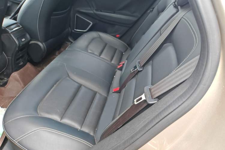 Used Geely Auto Emgrand GS 2016 Sport Edition 1.3T Manual LingShang Model Left Rear Seat