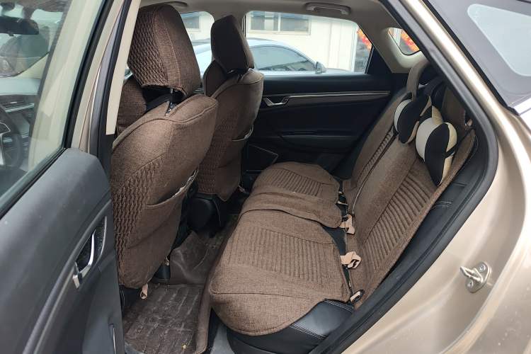 Used Geely Auto Emgrand GS 2016 Sport Edition 1.3T Manual LingShang Model Left Rear Seat