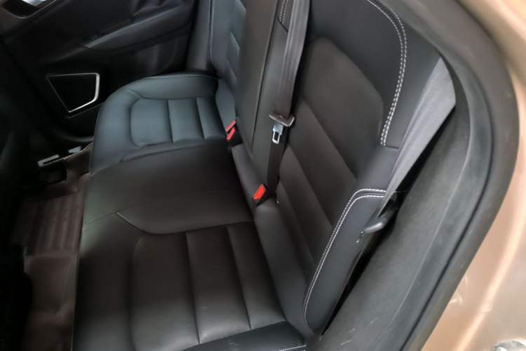 Used Geely Auto Emgrand GS 2016 Elegant Edition 1.3T Automatic LingShang Model Left Rear Seat