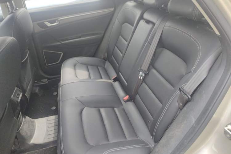 Used Geely Auto Emgrand GS 2016 Elegant Edition 1.8L Manual LingShang Model Left Rear Seat