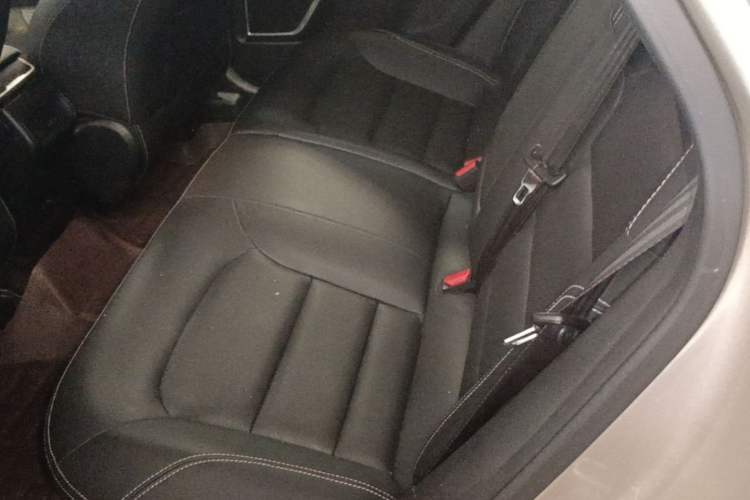 Used Geely Auto Emgrand GS 2016 Elegant Edition 1.3T Automatic LingShang Model Left Rear Seat