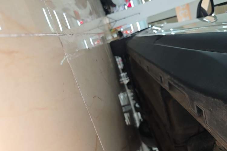 Used Geely Auto Emgrand GS 2016 Sport Edition 1.3T Automatic ZhenShang Model Left Side Sill