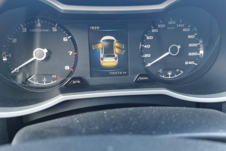 Used Geely Auto Emgrand GS 2016 Sport Edition 1.8L Automatic LingShang Model Odometer Close Up