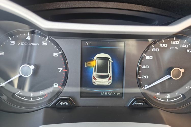 Used Geely Auto Emgrand GS 2016 Elegant Edition 1.8L Automatic LingShang Model Odometer Close Up