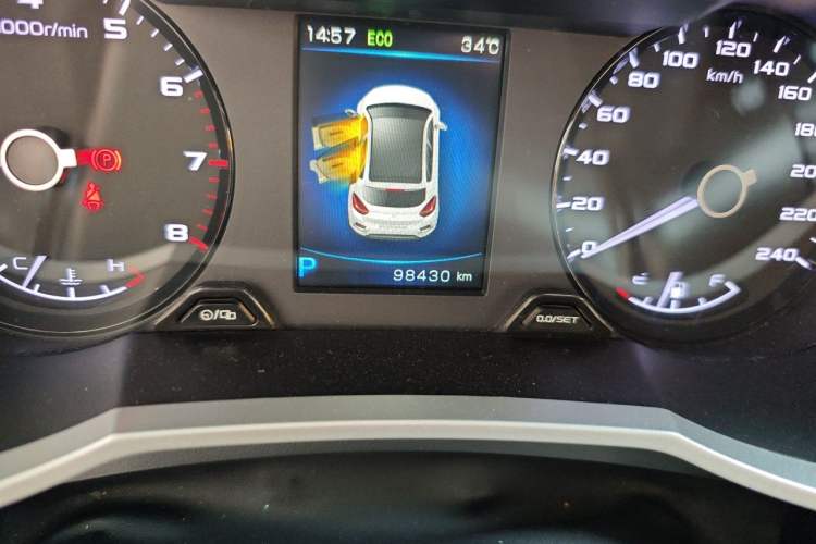 Used Geely Auto Emgrand GS 2016 Sport Edition 1.8L Automatic LingShang Model Odometer Close Up
