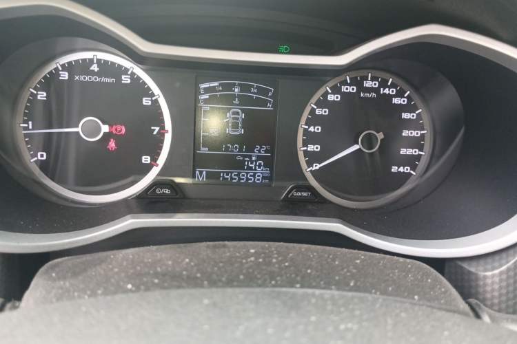 Used Geely Auto Emgrand GS 2016 Sports Edition 1.8L Manual LingShang Model Odometer Close Up