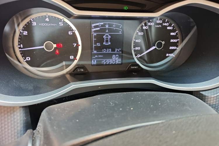 Used Geely Auto Emgrand GS 2016 Elegant Edition 1.3T Manual LingShang Model Odometer Close Up