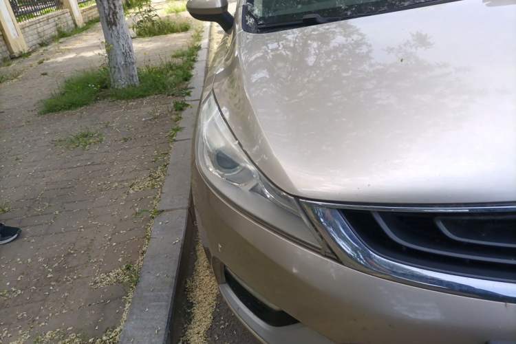 Used Geely Auto Emgrand GS 2016 Elegant Edition 1.3T Automatic LingShang Model Right Front Headlight