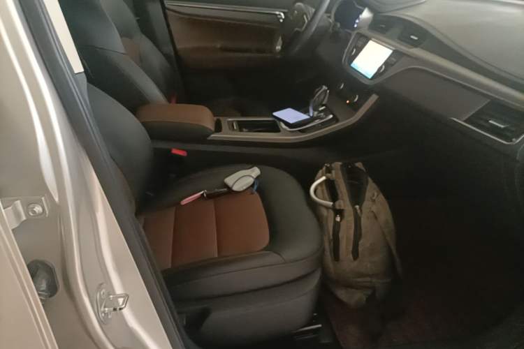 Used Geely Auto Emgrand GS 2016 Elegant Edition 1.3T Automatic ZhenShang Model Right Front Seat