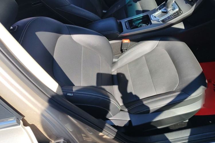 Used Geely Auto Emgrand GS 2016 Sport Edition 1.3T Automatic LingShang Model Right Front Seat