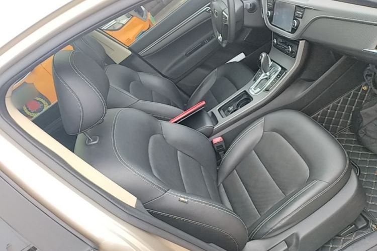 Used Geely Auto Emgrand GS 2016 Elegant Edition 1.3T Automatic LingShang Model Right Front Seat