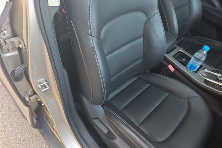 Used Geely Auto Emgrand GS 2016 Sport Edition 1.3T Automatic LingShang Model Right Front Seat