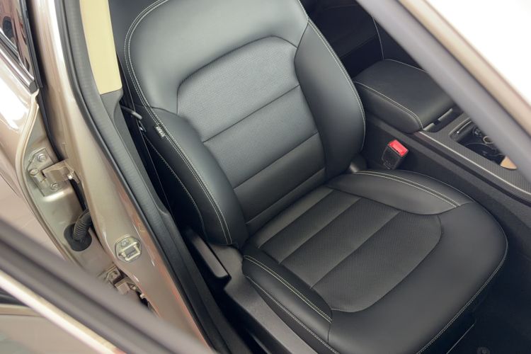 Used Geely Auto Emgrand GS 2016 Elegant Edition 1.3T Automatic LingShang Model Right Front Seat