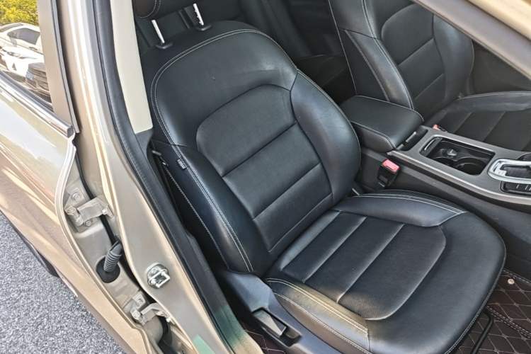 Used Geely Auto Emgrand GS 2016 Sport Edition 1.8L Automatic LingShang Model Right Front Seat