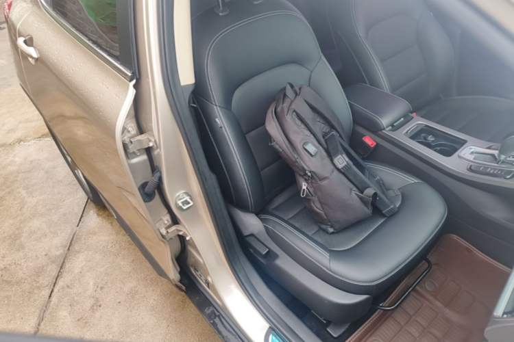 Used Geely Auto Emgrand GS 2016 Sport Edition 1.3T Automatic LingShang Model Right Front Seat